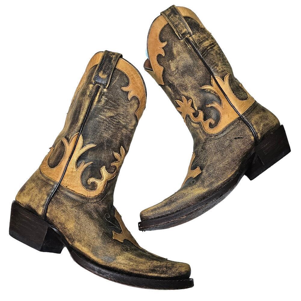 Rebel Cowboy Boots Sz6.5 W's. Leather top and Soles handmade. Cutout Cross.Artsy